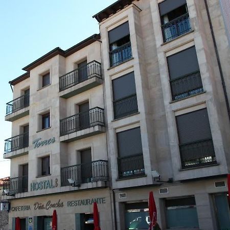 Hostal Torres San Leonardo de Yagüe Exterior photo
